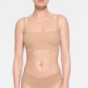 A22 NWT Skims Naked Bandeau Bra Clay Size L-DD